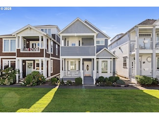 260 Round House Rd, Astoria, OR 97103