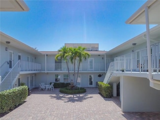 618 12th Ave S Unit 618, Naples, FL 34102