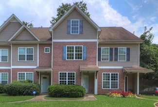 4682 Ernest Dr, Forest Park, GA 30297