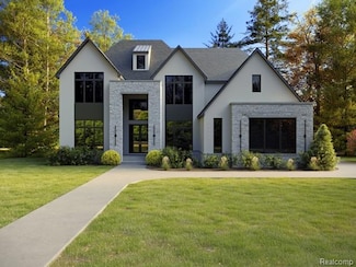 5799 Blandford Ct, Bloomfield Hills, MI 48302
