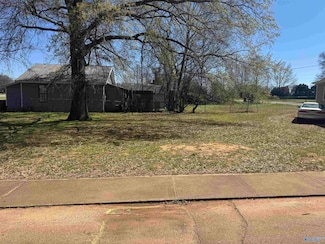 18 1/2 18 1 2 Ave SE, Decatur, AL 35601
