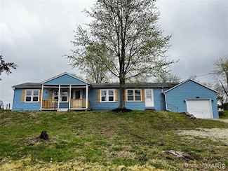 1138 N Washington Ave, Union, MO 63084