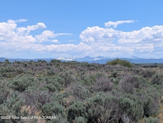 4 Goose Ln, Pinedale, WY 82941