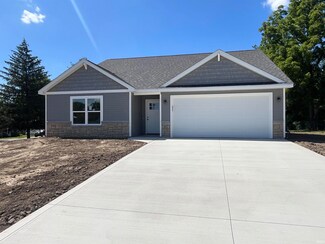 862 George St, Huntington, IN 46750