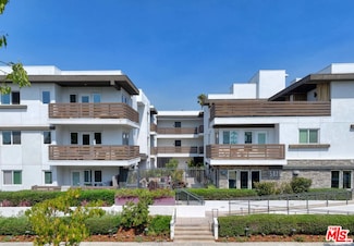 5825 Camerford Ave Unit 306, Los Angeles, CA 90038