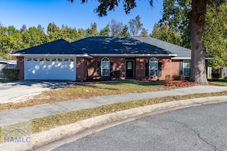 92 Lachlan Ln, Midway, GA 31320