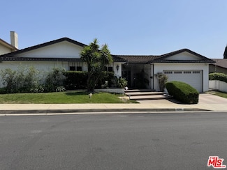 5256 Los Franciscos Way, Los Angeles, CA 90027