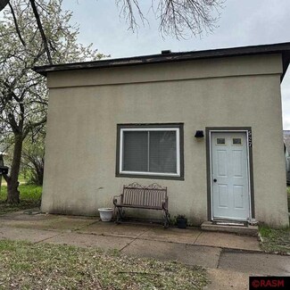 527 527 E 6th St, Blue Earth, MN 56013