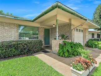 2407 Towerwood Dr, Carrollton, TX 75006