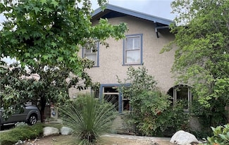 526 W 12th St, Claremont, CA 91711