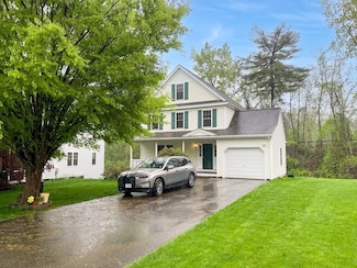 8 Westside Dr, Acton, MA 01720