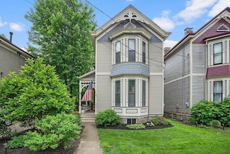 3721 Morris Place, Cincinnati, OH 45226