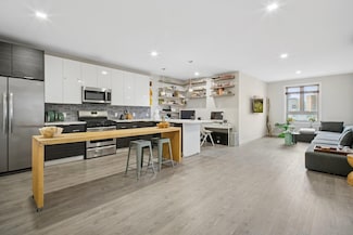 62 69th St Unit 501, Guttenberg, NJ 07093