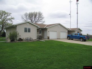 538 2nd Ave SW, Winnebago, MN 56098
