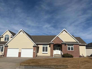 3904 Meadow Way Trail, Grand Island, NE 68803