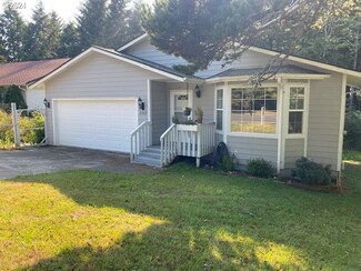 3369 SE Fleet Ave, Lincoln City, OR 97367