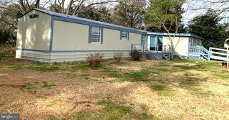 9582 Jessie Dupont Memorial Hwy, Kilmarnock, VA 22482