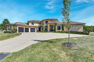 15515 Meadowbrook Ct, Raymore, MO 64083