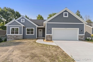 5464 Sunshine St, Allendale Charter Township, MI 49401