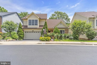 7504 Walnut Hill Ln, Falls Church, VA 22042
