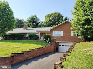 1141 Elm St, Front Royal, VA 22630