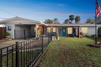 1321 Groveland Ave, Venice, FL 34285