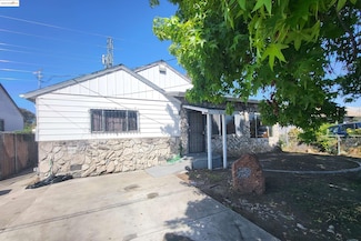 9925 Hesket Rd, Oakland, CA 94603