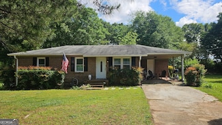 112 Hilltop Dr, Newborn, GA 30056