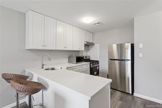 241 Fairview Cir, Middle Island, NY 11953