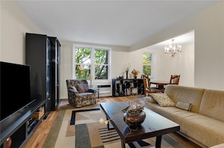 2155 82nd St Unit 3J, Brooklyn, NY 11214