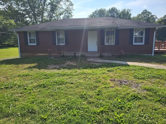 1868 Lake Rd, Greenbrier, TN 37073