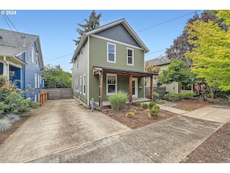 9116 N Willamette Blvd, Portland, OR 97203