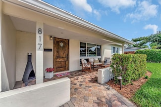 817 SE 14th St, Deerfield Beach, FL 33441