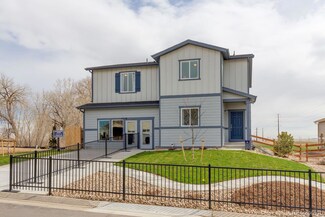 1218 Glen Creighton Dr, Dacono, CO 80514