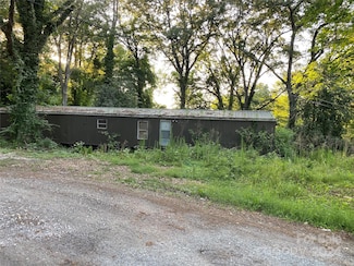 101 Maxwell Dr, Clover, SC 29710