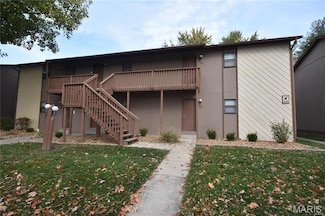 77 Peachtree Ln, Fairview Heights, IL 62208