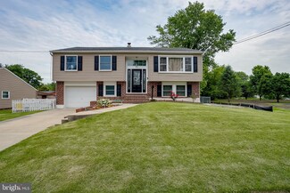 220 Roosevelt Ave, Beverly, NJ 08010