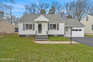 301 Stoodley Place, Schenectady, NY 12303