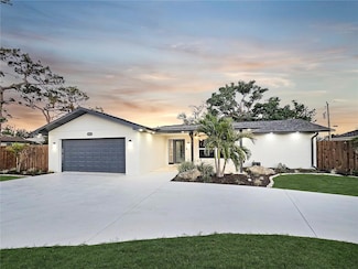 605 Cumberland Rd, Venice, FL 34293