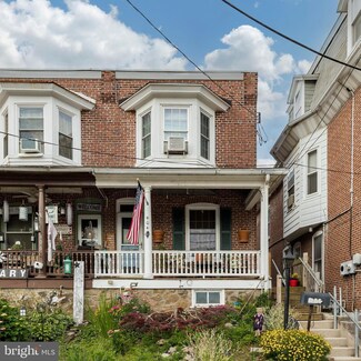 404 S Main St, Spring City, PA 19475