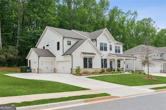172 Aspen Hall Dr, Holly Springs, GA 30115