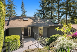 4906 157th Ave SE, Bellevue, WA 98006