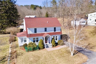 81 Clinton St, Oneonta, NY 13820