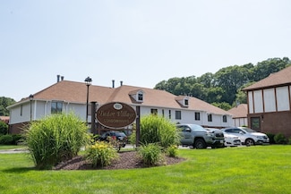 1051 Elm St Unit 8, West Springfield, MA 01089