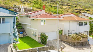 1441 Honokahua St, Honolulu, HI 96825