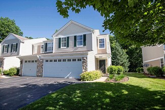 4047 Oak Tree Ln, Plainfield, IL 60586