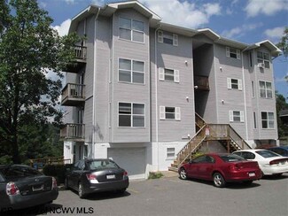 400 Stewart Ln, Morgantown, WV 26505