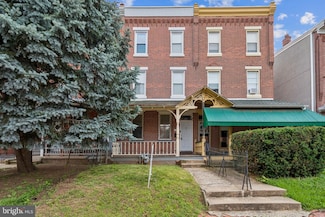 524 Stanbridge St, Norristown, PA 19401