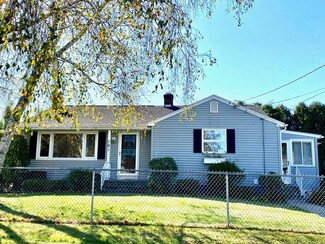 101 Shepherd St, Chicopee, MA 01013
