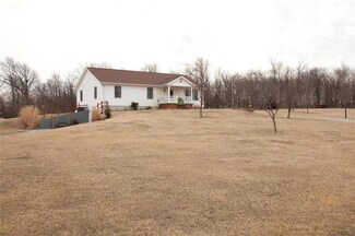 24248 100th St, Weatherby, MO 64497